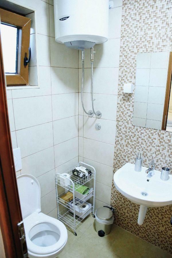 Bed and Breakfast Donkey Farm Martinici - Farma Magaraca Martinici Danilovgrad Exterior foto